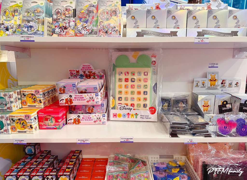 ★新北最新景點★ 林口三井outlet,迪士尼100主題燈飾 S__111386976_0