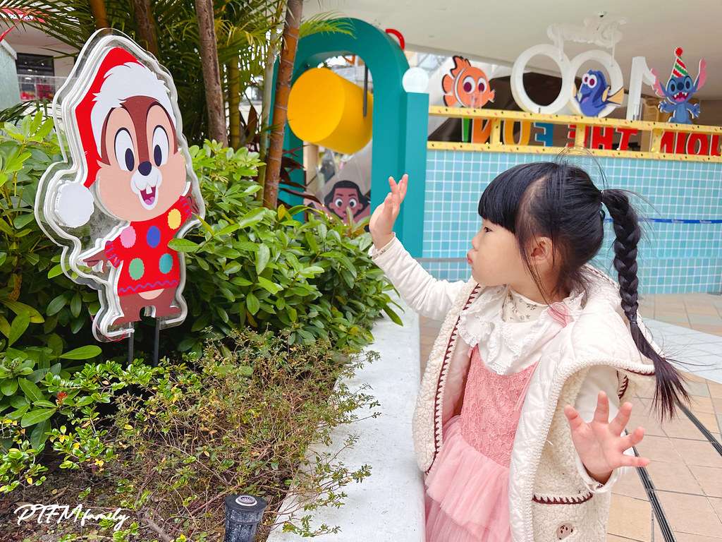 ★新北最新景點★ 林口三井outlet,迪士尼100主題燈飾 S__111386964_0