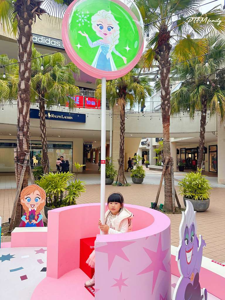 ★新北最新景點★ 林口三井outlet,迪士尼100主題燈飾 S__111386969_0