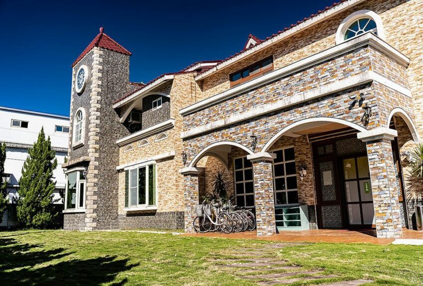 全台包棟民宿推薦｜烤肉/麻將/泳池/KTV揪團玩！包棟Villa、親子民宿、寵物友善任你選