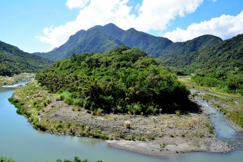 【台東景點推薦】最新60個台東一日遊必去景點，帶你輕鬆規劃台東旅遊景點，台東好玩的景點通通在這裡！