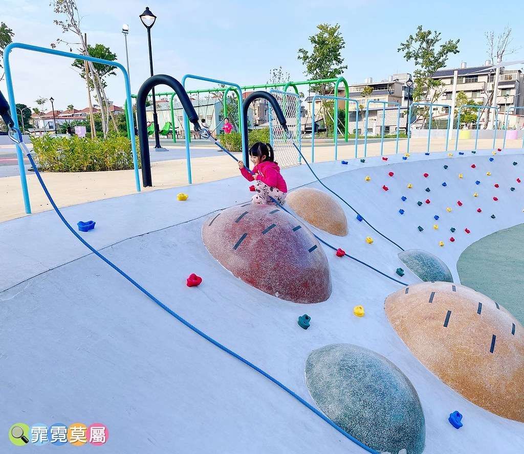 ★台中公園★ 馬卡龍公園,全台最高11公尺戶外溜滑梯! 高塔 S__116195365_0