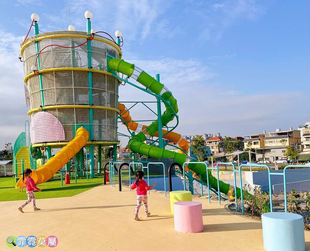 ★台中公園★ 馬卡龍公園,全台最高11公尺戶外溜滑梯! 高塔 S__116195368_0