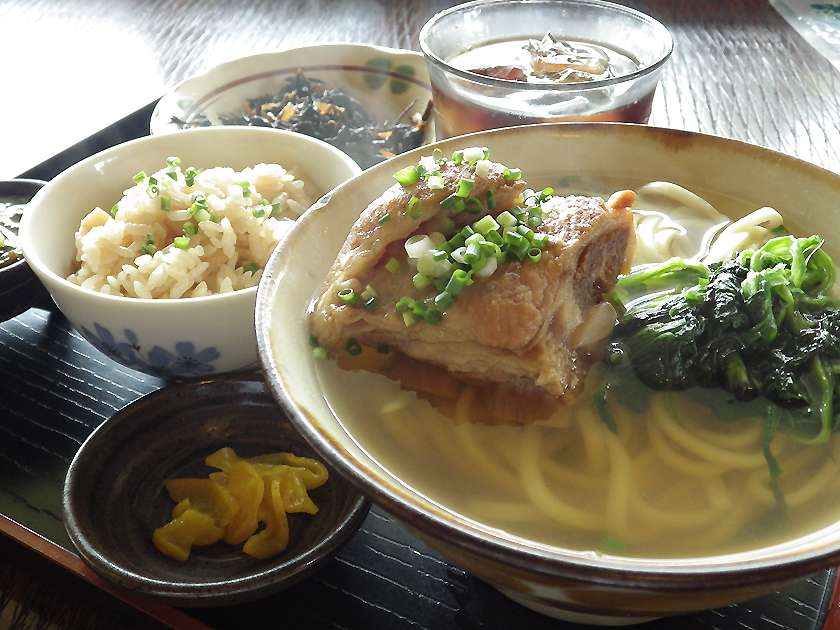 古謝蕎麥麵屋（古謝そば屋）、宮古島美食、宮古島必吃、宮古島好吃、宮古島午餐、宮古島吃什麼、宮古島拉麵