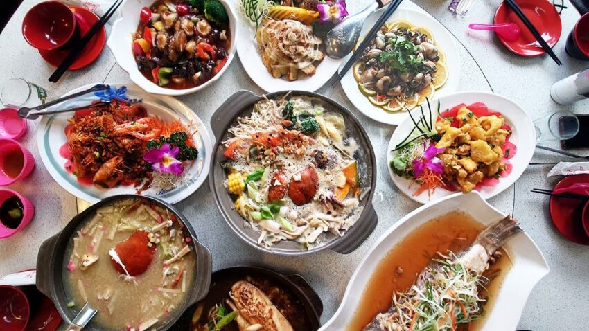 東港美食 【2026東港美食】華僑市場美食、東港海鮮生魚片、雙糕潤、肉粿、飯湯，在地東港小吃懶人包 1 2026