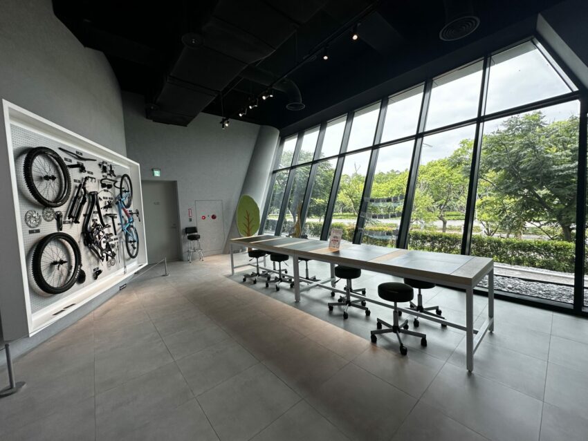 【自行車文化探索館】捷安特自行車博物館VR體驗、互動玩科學,台中親子好去處推薦 台中親子景點【自行車文化探索館】捷安特自行車博物館VR體驗、互動玩科學,台中親子好去處推薦
