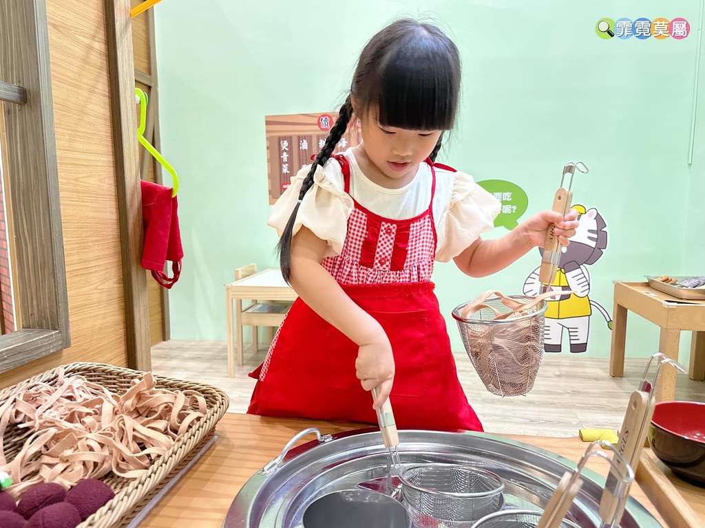 ★桃園親子景點★ 中壢五權親子館,超棒的免費育兒遊戲場! 主 S__121651284_0