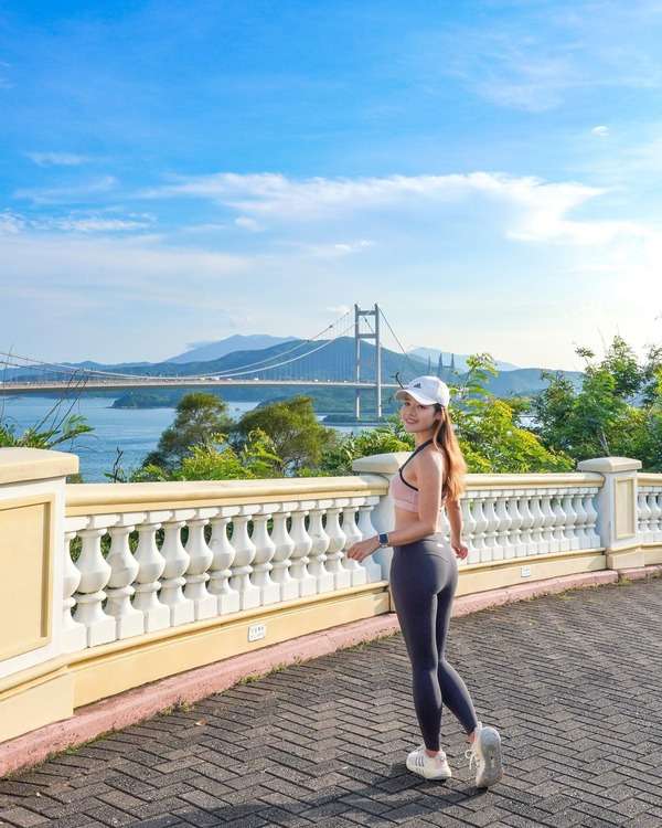 【香港夜景推薦】世界三大夜景之一！夜遊香港太平山頂、維港、中環摩天輪，10個香港晚上好去處