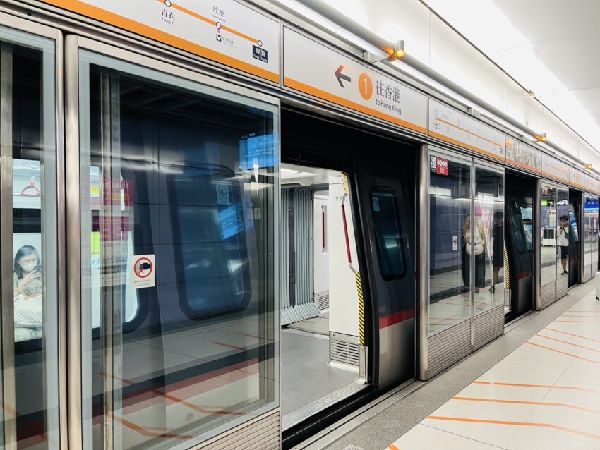 【香港地鐵攻略】港鐵路線、香港地鐵圖、車票/八達通/一日票購買優惠、必拍香港九宮格 【香港地鐵攻略】港鐵路線、香港地鐵圖、車票/八達通/一日票購買優惠、必拍香港九宮格