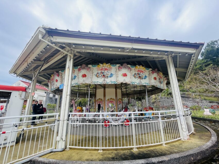 【沖繩兒童王國】親子必去沖繩景點！動物園＆遊樂園攻略，門票優惠/園區地圖/交通資訊