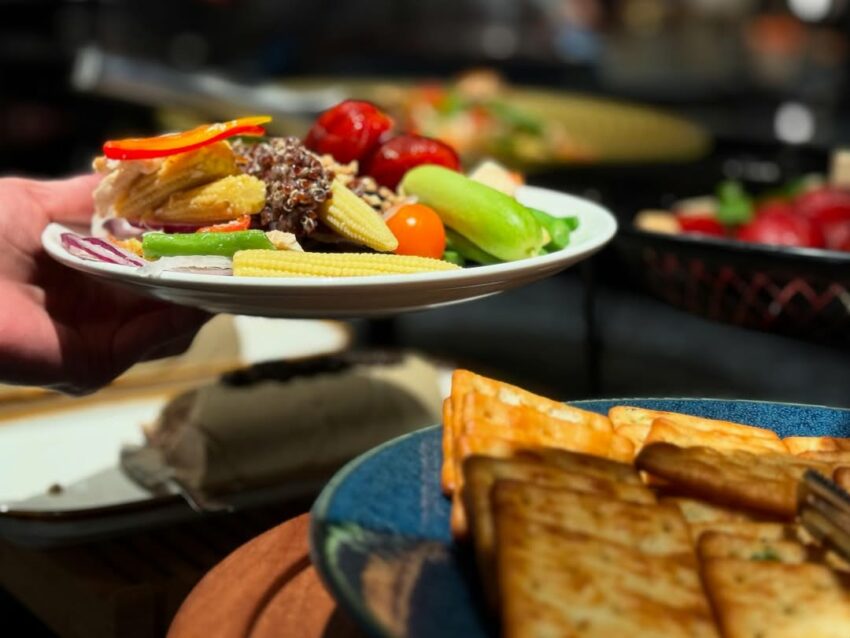 高雄吃到飽 【2026高雄吃到飽】推薦超人氣高雄吃到飽餐廳大集合，Buffet、自助餐、燒烤、火鍋、異國料理特色介紹 1 2026