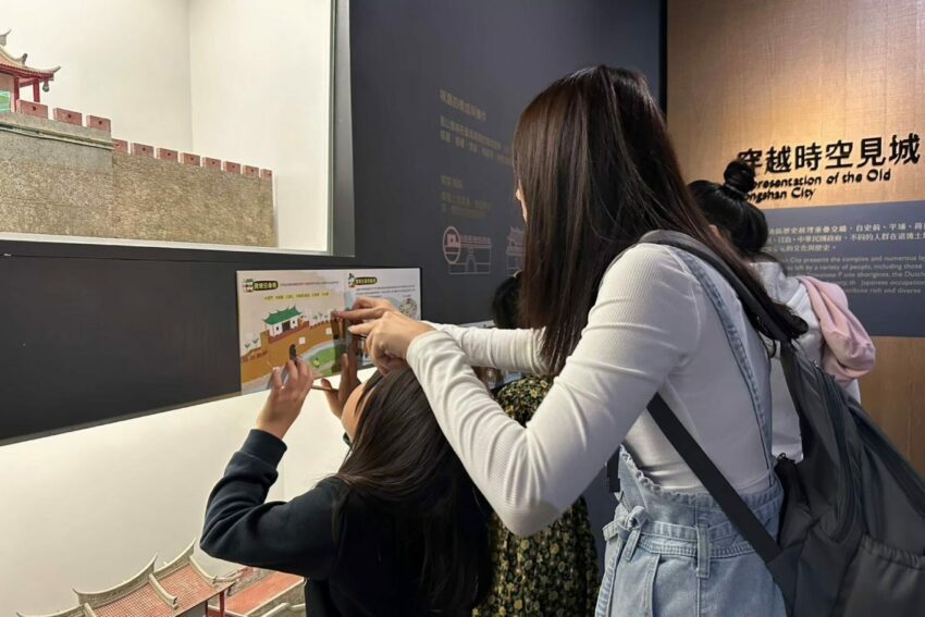 高雄旅遊推薦路線、精選熱門景點,搭配「高雄好玩卡」輕鬆暢玩高雄! 高雄旅遊推薦路線、精選熱門景點,搭配「高雄好玩卡」輕鬆暢玩高雄!