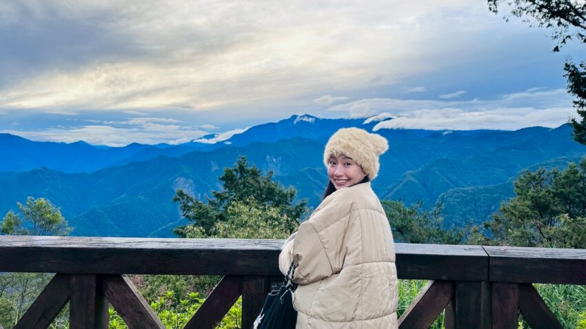 阿里山郵輪式巴士｜郵輪式列車玩法，不開車也能暢玩阿里山！