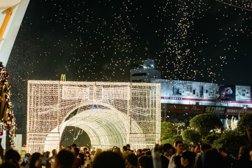 高雄聖誕節 【2025高雄聖誕節】活動總整理！盤點5大高雄聖誕樹/耶誕市集/聖誕攻略一次看 4 2026