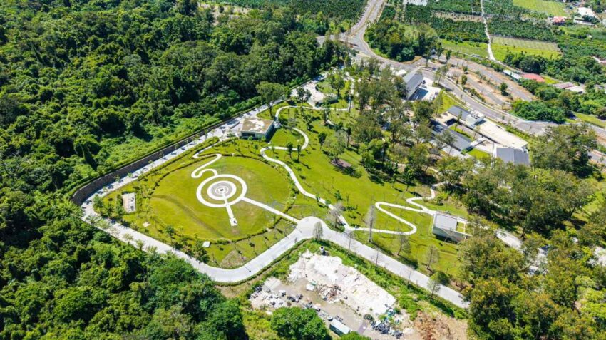 南投景點 【南投景點推薦】跟著我們玩南投一日遊景點及門票優惠，最新南投景點地圖！ 2 2026