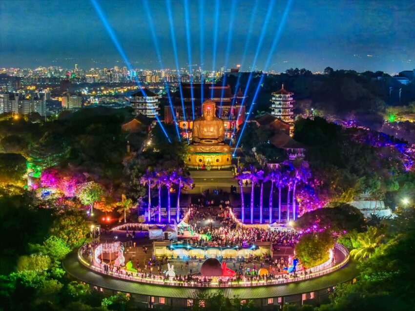 月影燈季 【2026月影燈季】彰化八卦山燈會「跳跳馬戲團」來囉！彰化燈會必看亮點、小提燈領取、交通攻略 1 2026