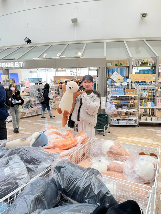 福岡景點【海洋世界海之中道】九州最大水族館！門票交通、必看海豚表演與館內攻略！