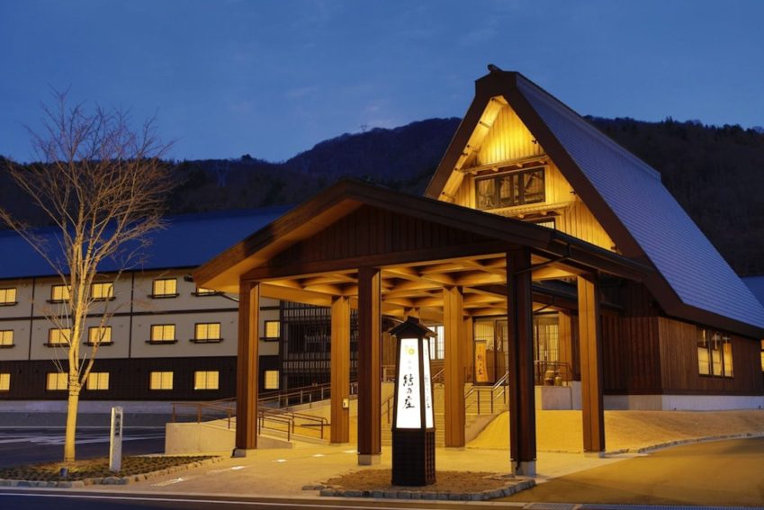 【白川鄉合掌村攻略】景點住宿、交通預約、必吃美食，順遊立山黑部大雪牆