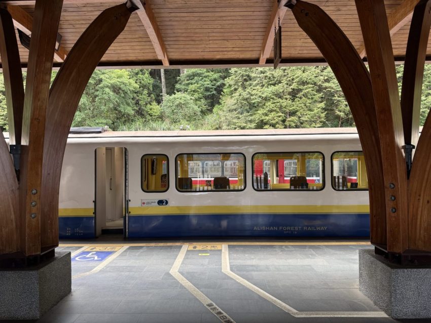 母親節送什麼禮物最有意義？適合帶媽媽出去玩的國內外旅行清單！